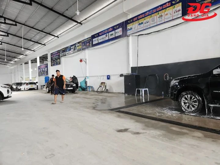 Tiệm rửa xe Kiên Giang Đại Thành