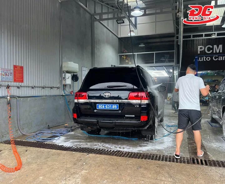 tiệm rửa xe ở Đà Lạt