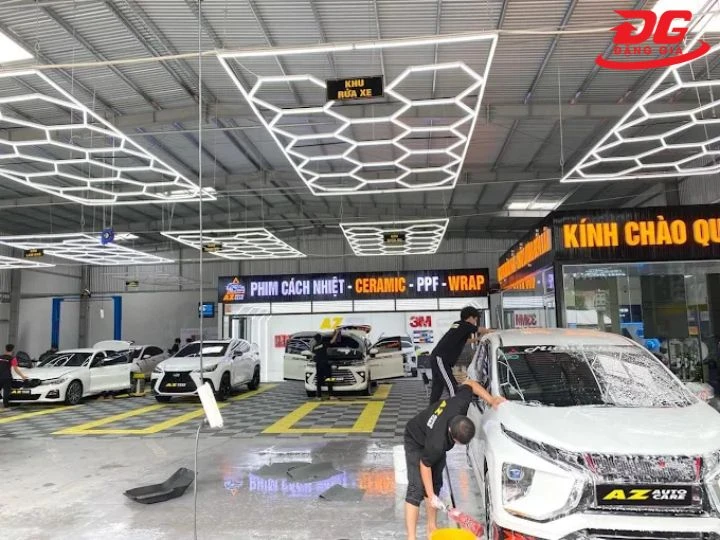 Giá rửa xe Hậu Giang