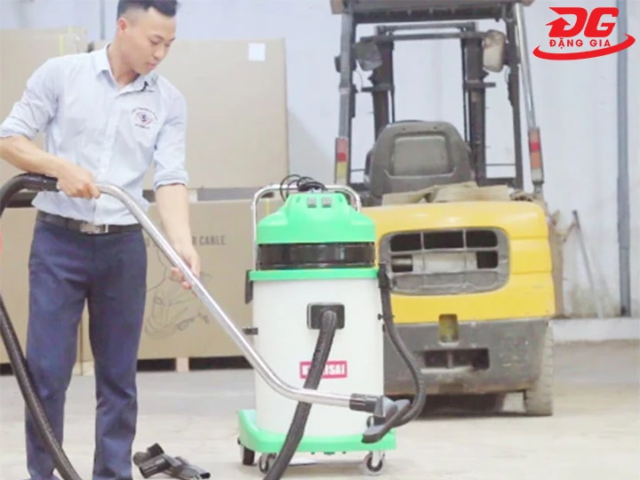 Máy hút bụi 60 lít thùng nhựa Kumisai KMS-603J