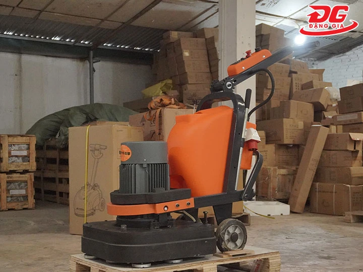 máy mài sàn Karva