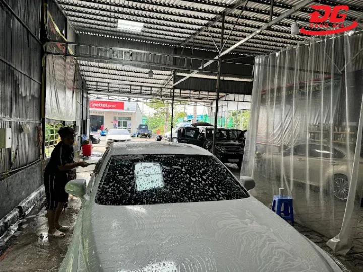 Tiệm rửa xe Hậu Giang Dương Hùng
