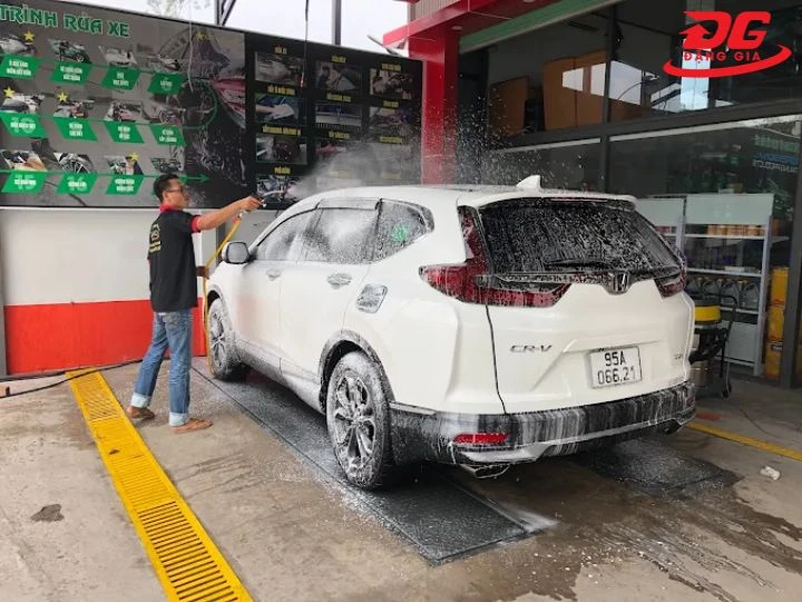 Tiệm rửa xe Hậu Giang Thái Huy