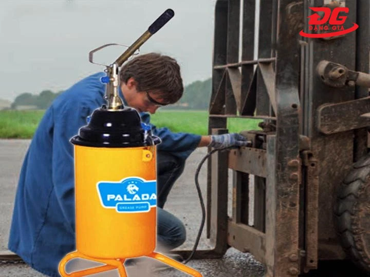 vận hành Máy bơm mỡ bằng tay Palada GZ-6S