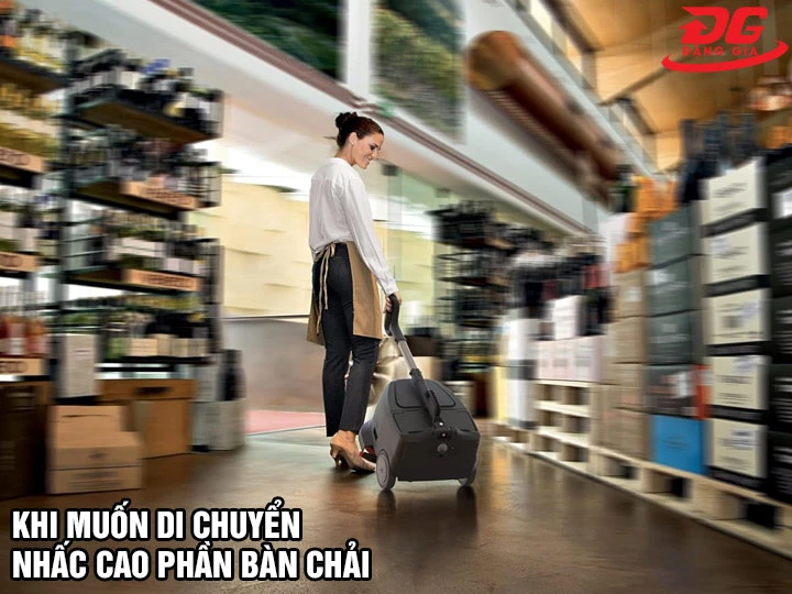 Di chuyển máy chà sàn liên hợp mini Kumisai KMS 2E