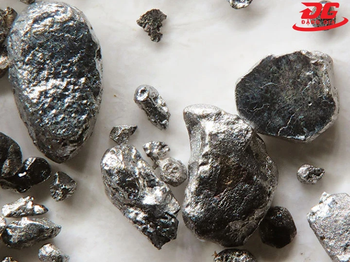 kim loại cứng nhất thế giới Iridium (Ir)