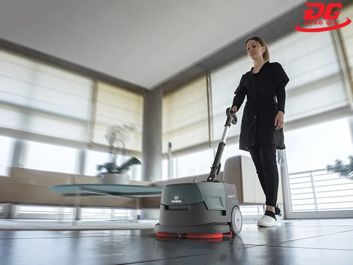 Máy chà sàn liên hợp mini Kumisai KMS 2E chà hút mạnh mẽ