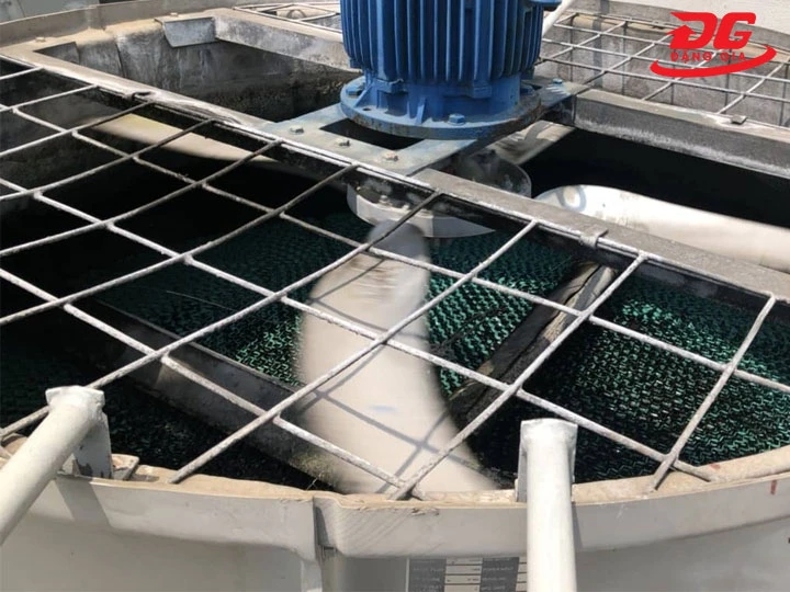 nhiệt độ nước tháp giải nhiệt tăng cao vì cánh quạt mòn, gãy