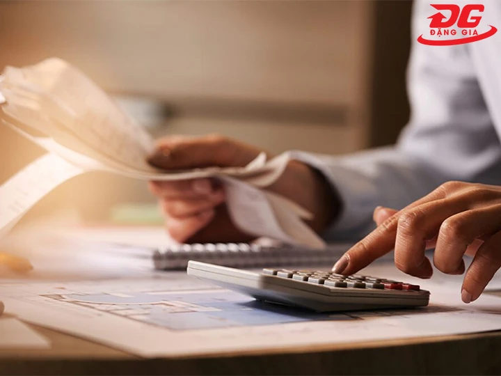 cách tính thuế nhập khẩu và vat theo hs code máy hút bụi công nghiệp