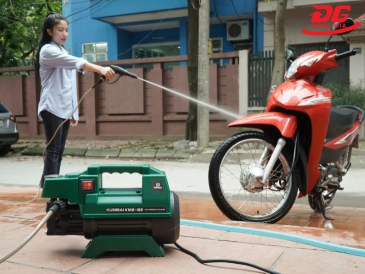 Máy rửa xe cảm ứng từ là gì?
