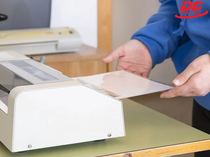 Tốc độ máy ép plastic Nha Trang