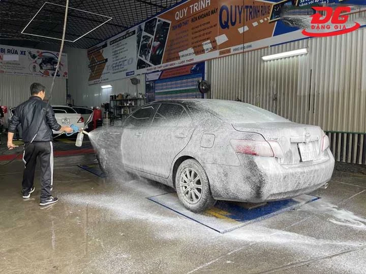 Bảng giá rửa xe ô tô không chạm