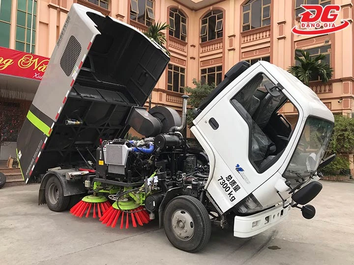cấu tạo của xe quét rác Isuzu