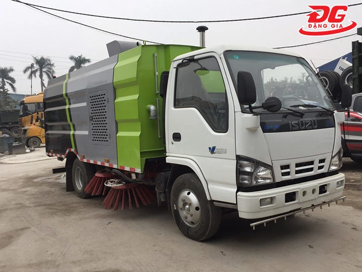 Xe quét rác 6 khối Isuzu