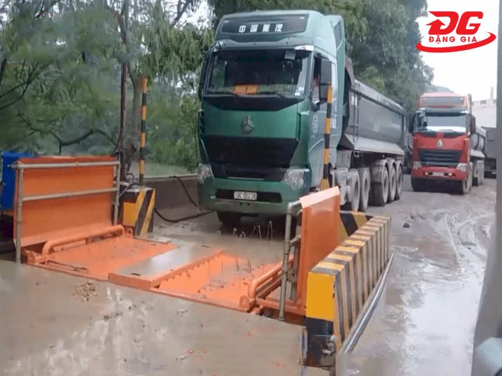 cầu rửa xe công trường chịu tải tốt