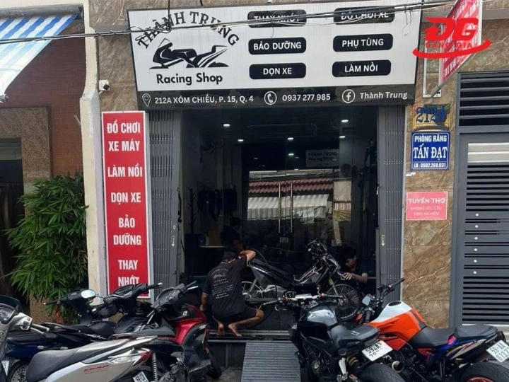 Dịch vụ rửa xe quận 4 giá rẻ Thành Trung Racing Shop