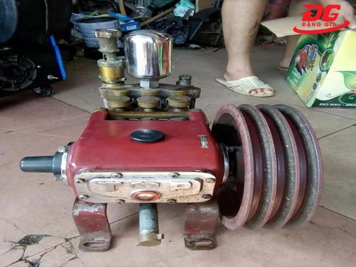 máy rửa xe Nhật bãi là gì