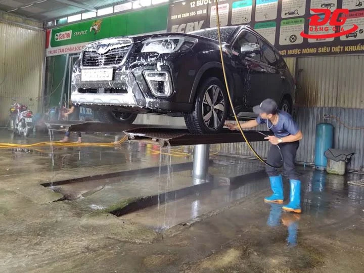 Rửa Xe Ô TÔ FCBV