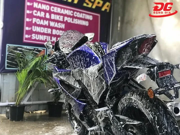 Tiệm rửa xe Tiền Giang Wash2care