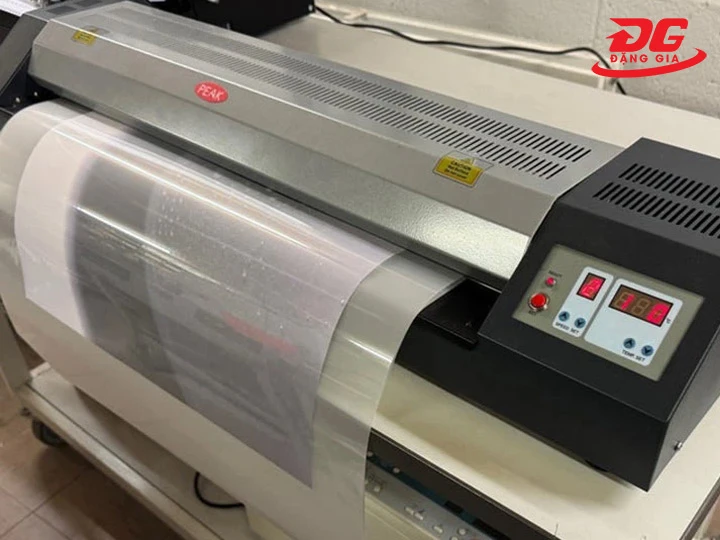 Máy ép plastic chuyên nghiệp Peak 700 A1