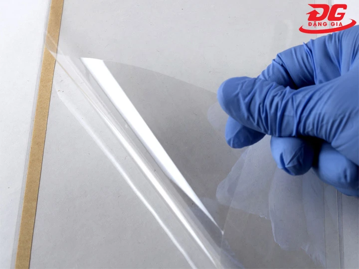 Giấy ép Plastic mờ bóng