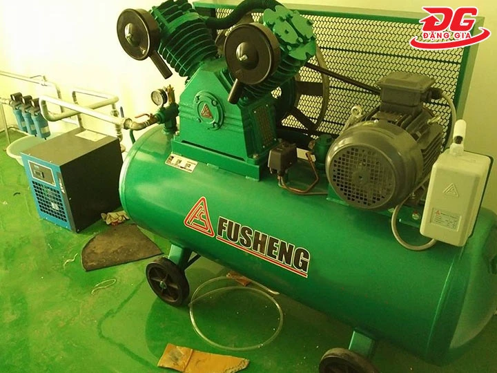 Máy nén khí Fusheng VA-100 vận hành bền bỉ
