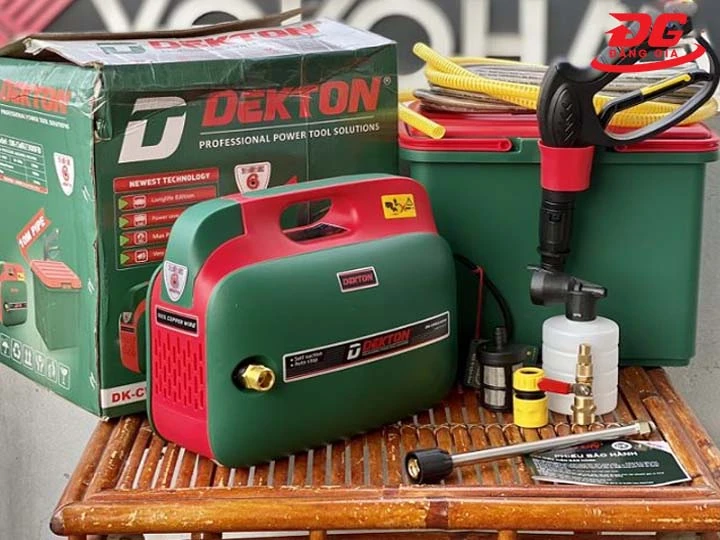 Máy rửa xe Dekton 2300W