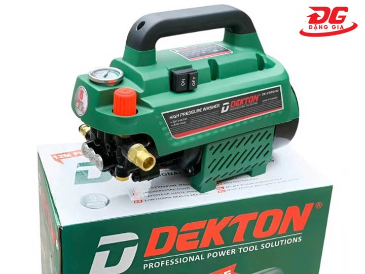Máy rửa xe Dekton 2800W
