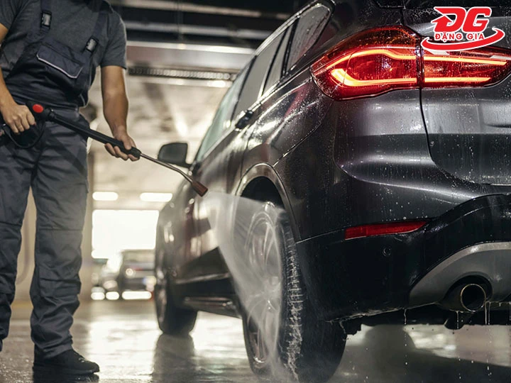 Dịch vụ xe LE KHAI TopCare