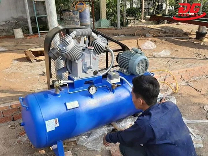 máy nén khí rửa xe