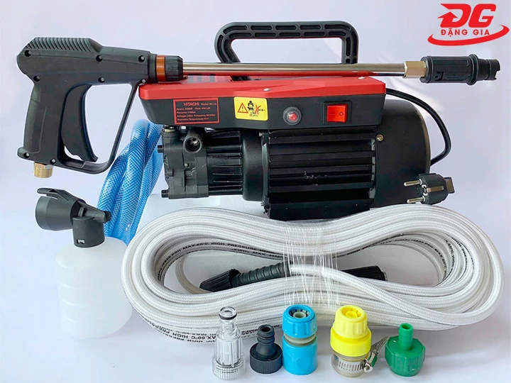 áy xịt rửa xe Hitachi HC-01A