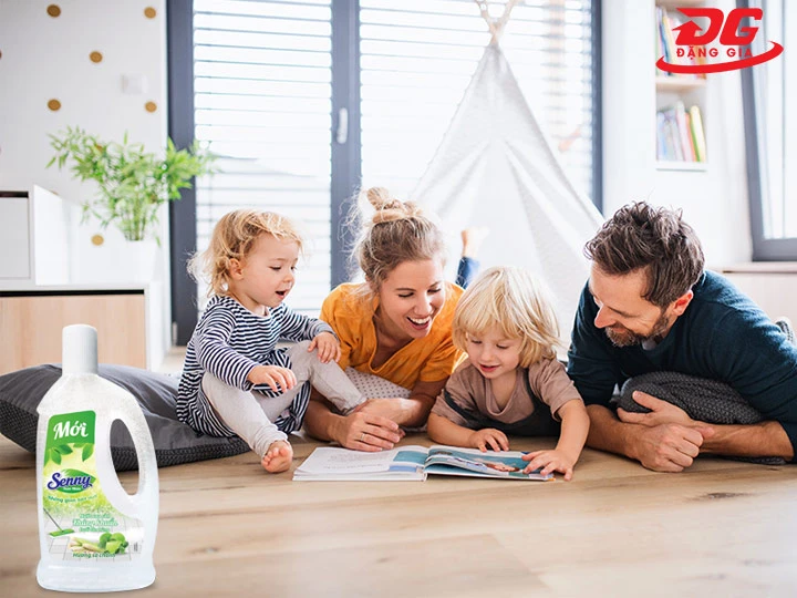 nước lau sàn thơm An toàn tuyệt đối với cả gia đình