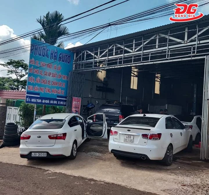 Tiệm rửa xe Phước Hà