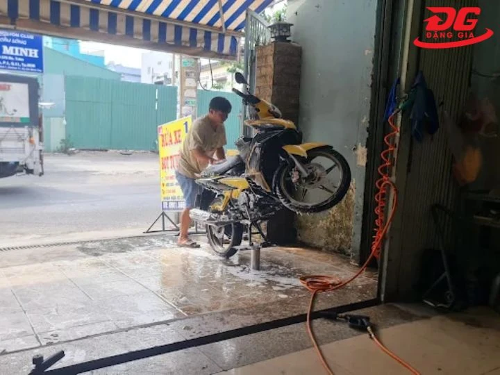 Tiệm rửa xe quận 11 148