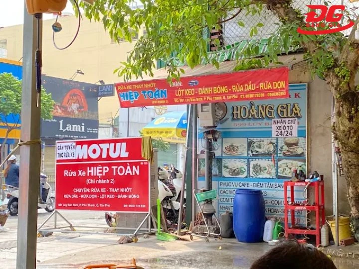 Tiệm rửa xe quận 11 Hiệp Toàn