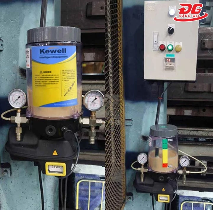 Tips sử dụng máy bơm mỡ điện 24V