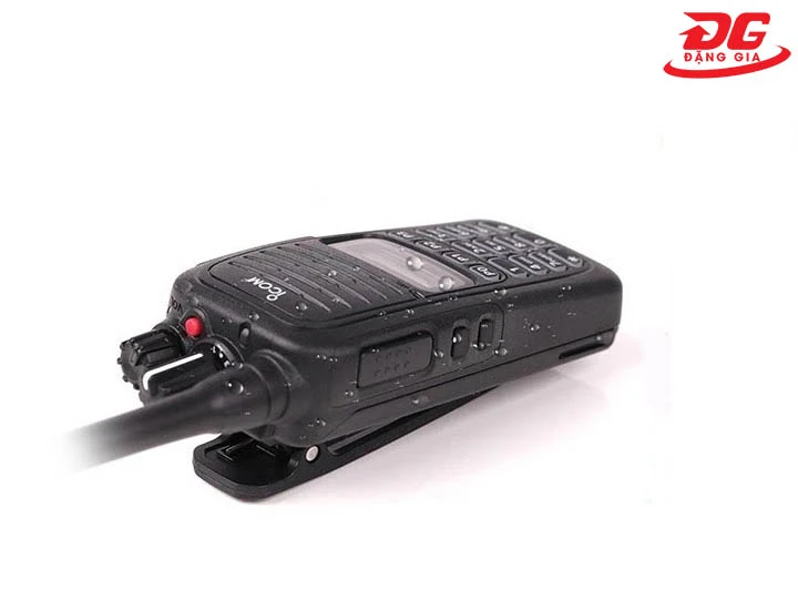 Bộ đàm 30km ICOM IC-V88