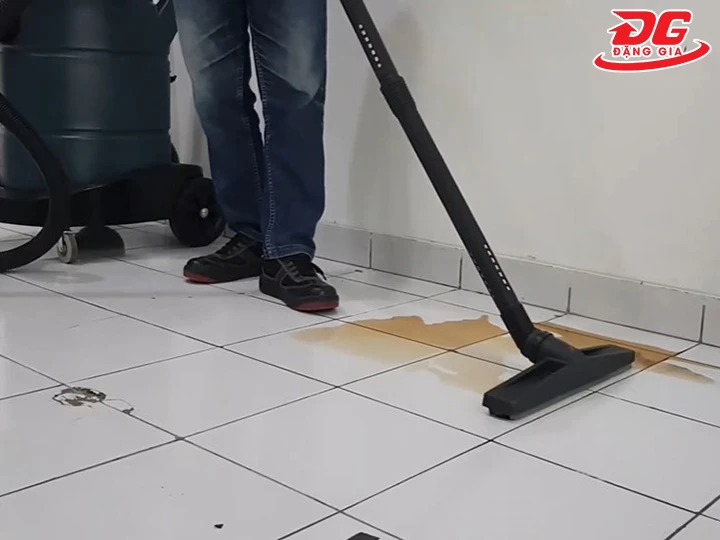 hút bụi siêu nhanh