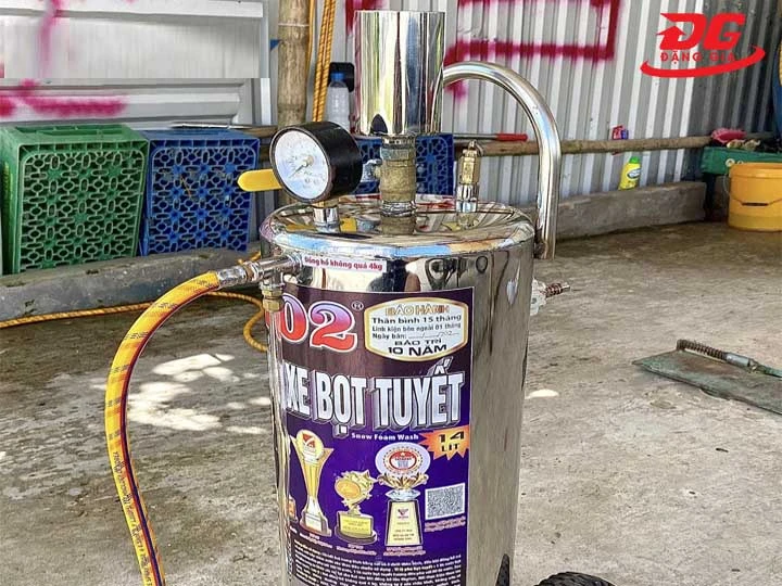 bình bọt cũ bình sơn