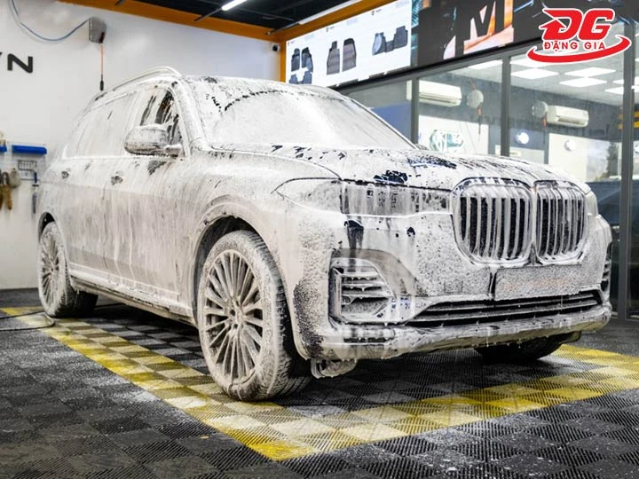 rửa xe máy quận 7