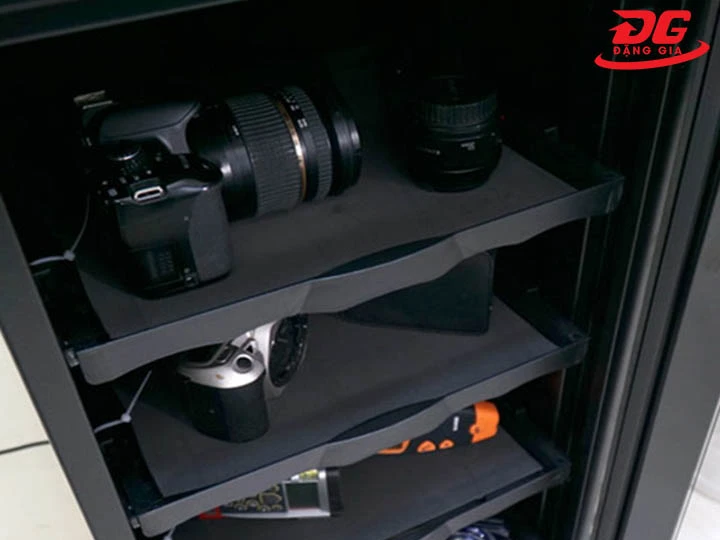 bao lâu vệ sinh Tủ chống ẩm FujiE AD160 (160 lít)