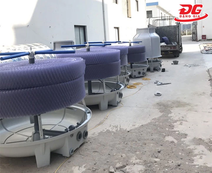 khối đệm tháp tản nhiệt