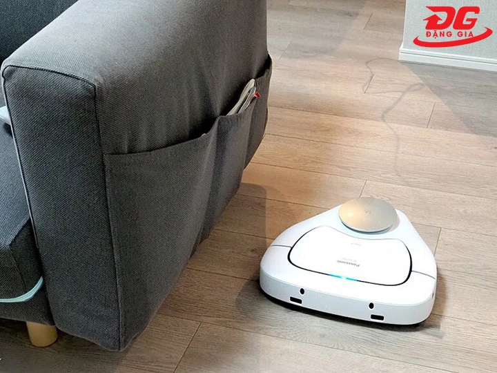 robot hút bụi Nhật Panasonic
