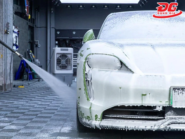 Rửa xe ô tô KING