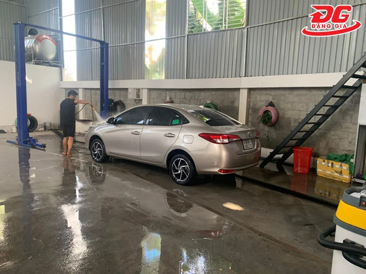 Rửa xe QUỐC THẮNG