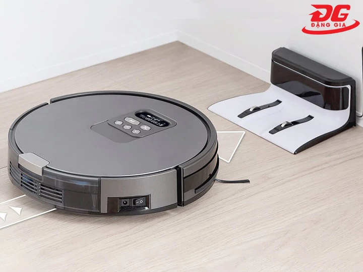 tự động quay về dock khi pin yếu