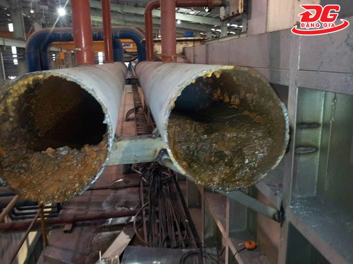 Cáu cặn trong tháp tản nhiệt làm giảm hiệu suất làm mát