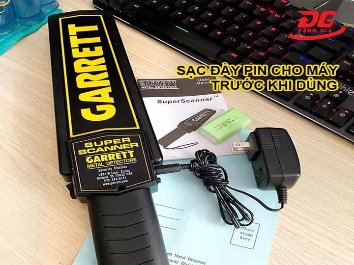 máy dò kim loại Super Scanner pin khỏe