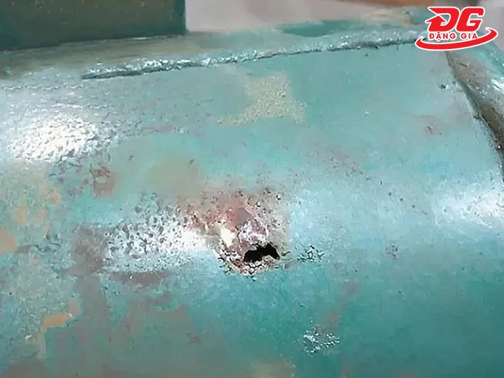 bình chứa khí nén bị bục