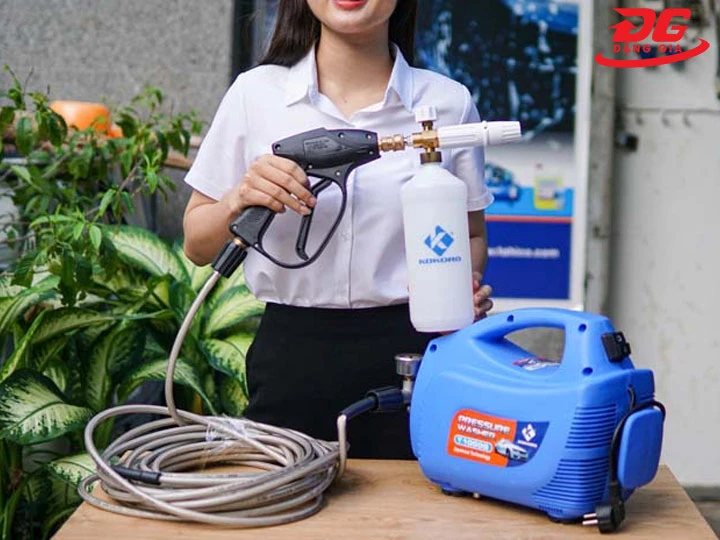 Chọn máy rửa xe tưới cây mini nhưng vẫn đủ lực